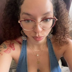 fenglee spoofed photo banned on tunisia-dating.com